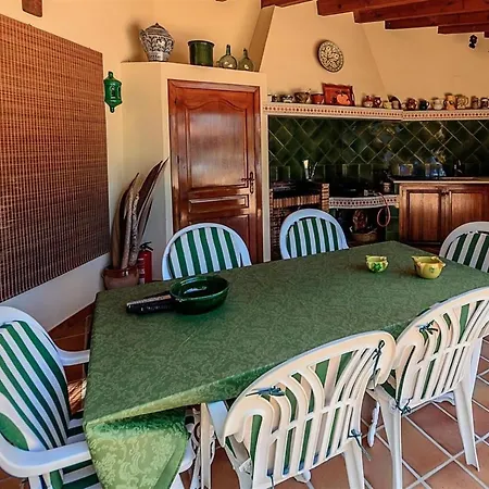 Villa Xenofilia 3 *